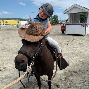 Meet your Posher, Donna